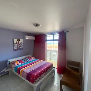  Appartement Grand Compose De 2 Terrasses Avec Vue Sur Mer